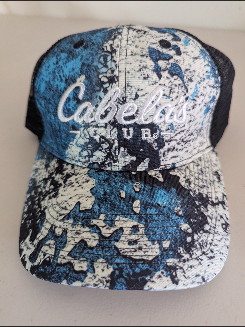 Cabelaโs Club Trucker Hat Blue White Splatter Snapback Mesh Cap Fishing Outdoor